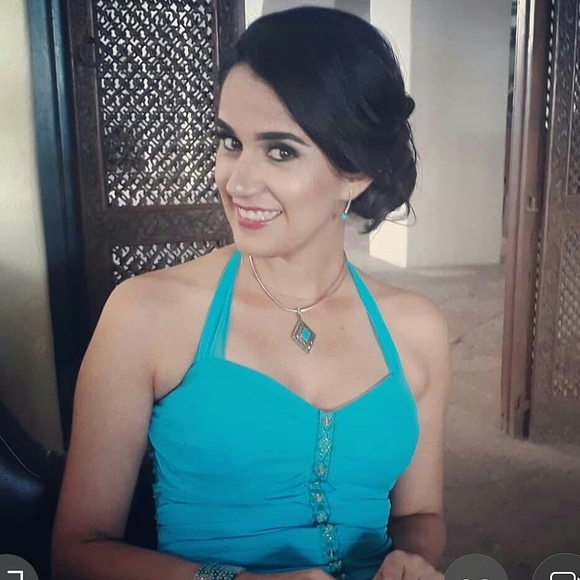 Meet your Posher, Sophie - Picture 1 of 1